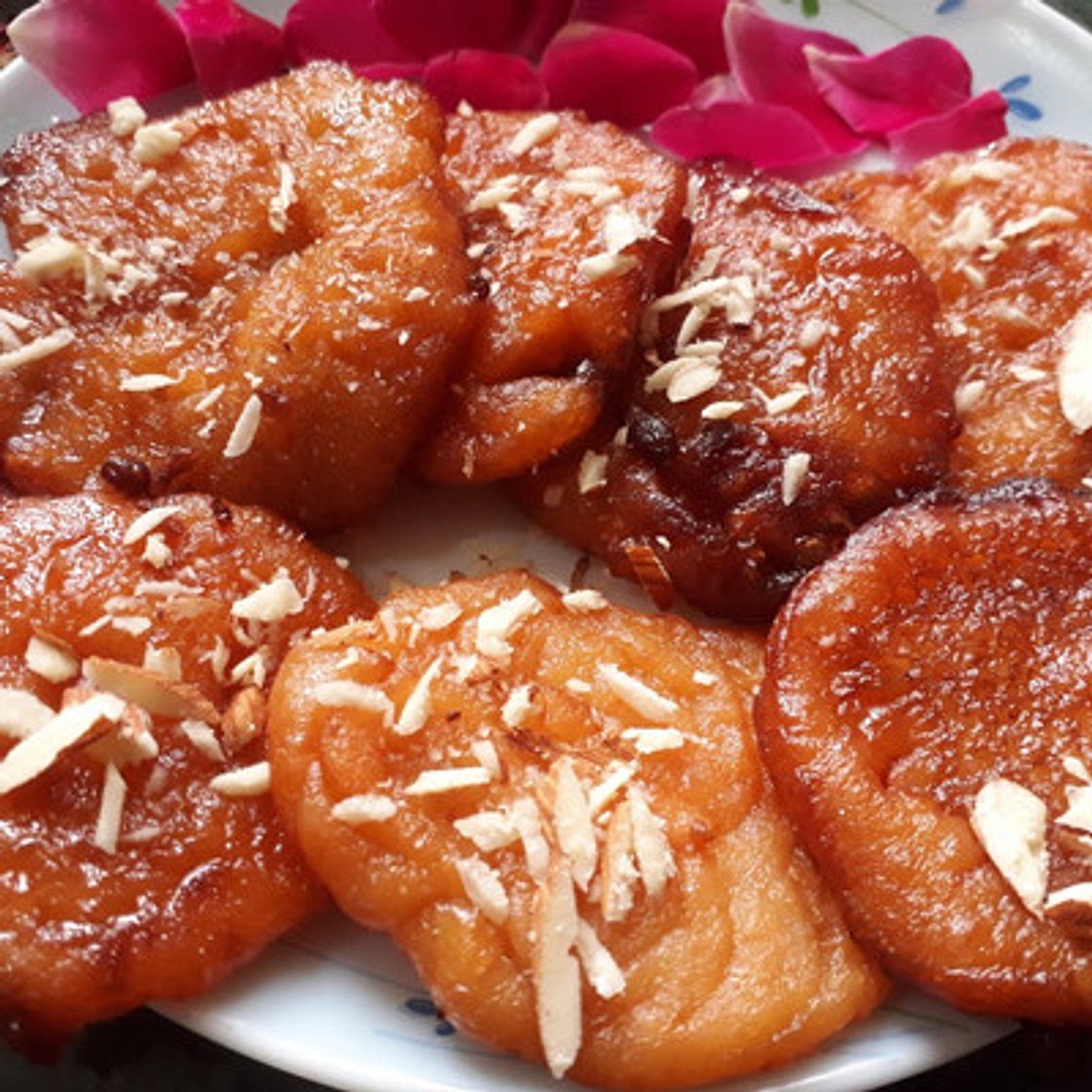 रबड़ी मालपुआ (rabdi malpua recipe in Hindi)