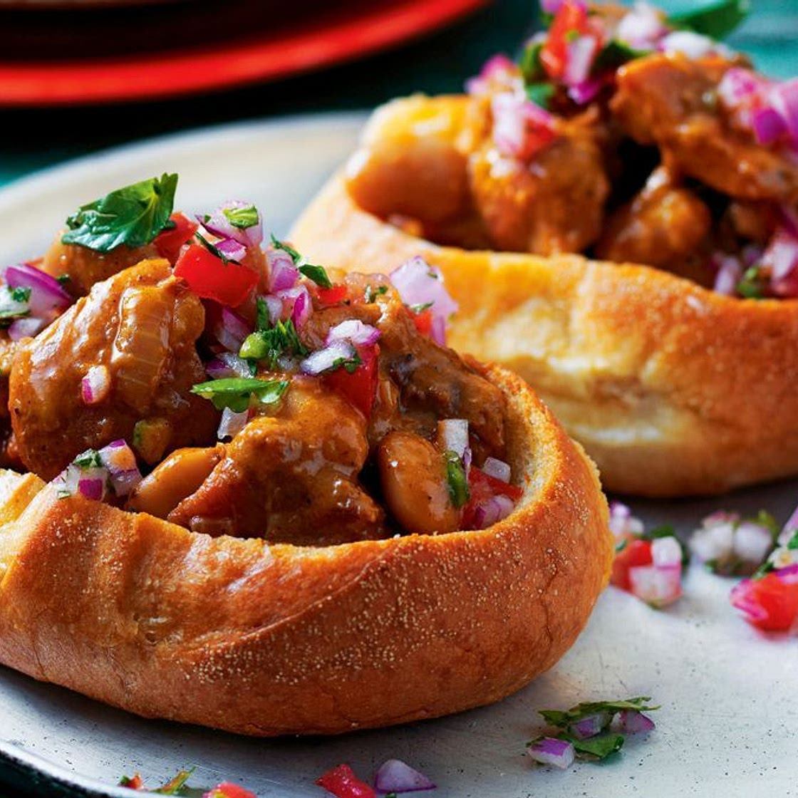 Bunny chow (chicken curry rolls)