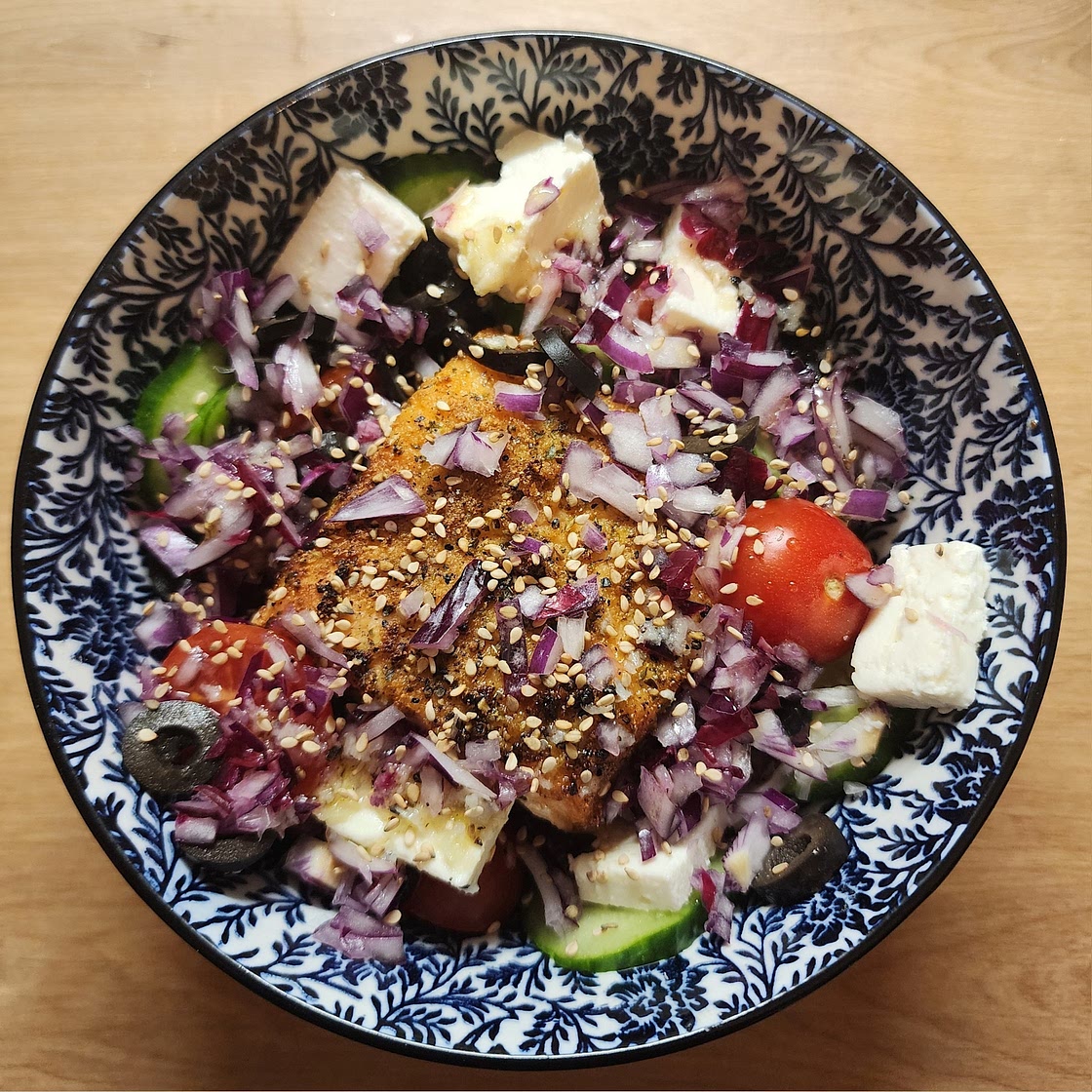 Mediterranean Salmon Nourish Bowl: A Delicious and Healthy Meal