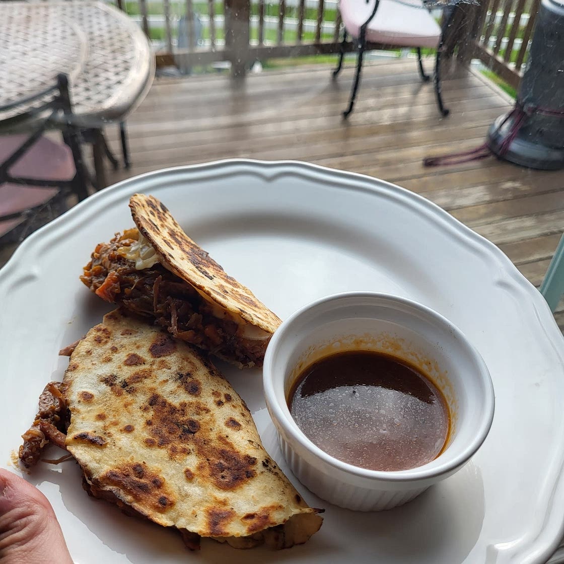 Beef bourguignon "Birria" Tacos