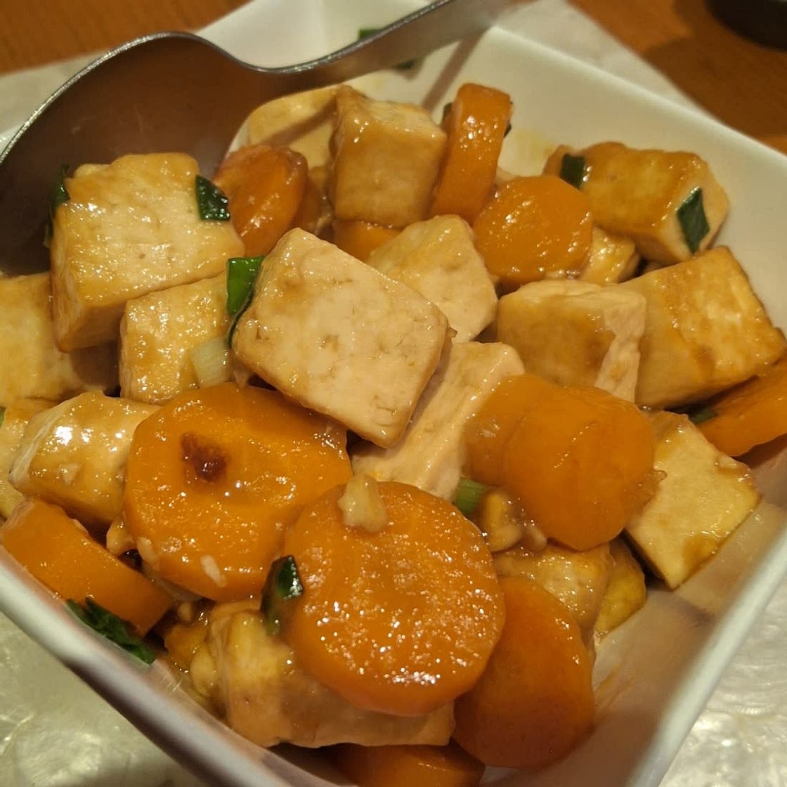 Honey Sriracha Tofu