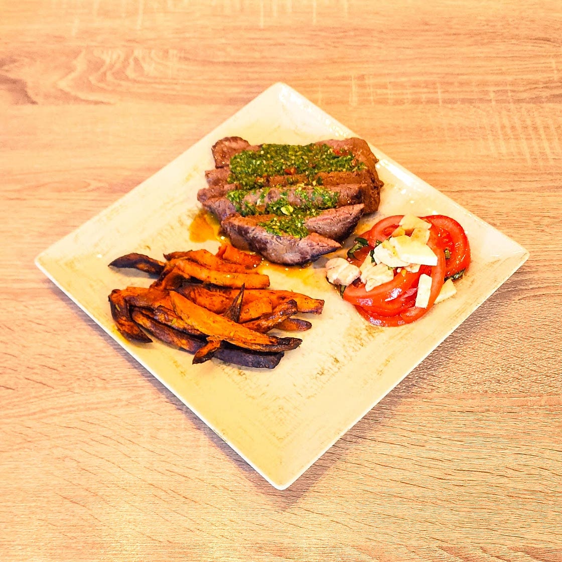 Bœuf argentin grillé, sauce chimichurri