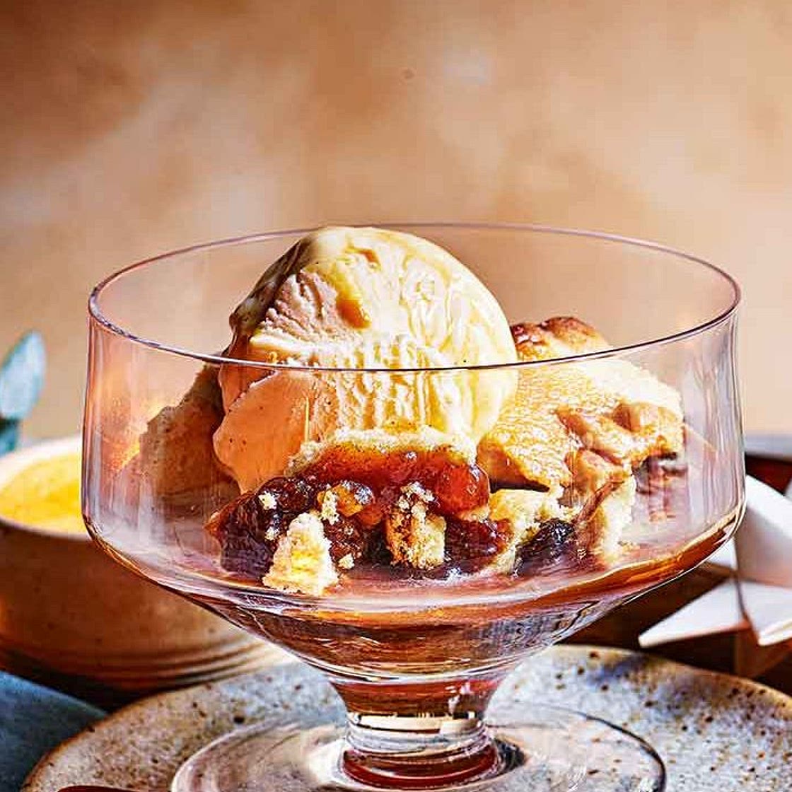 Mince pie affogato