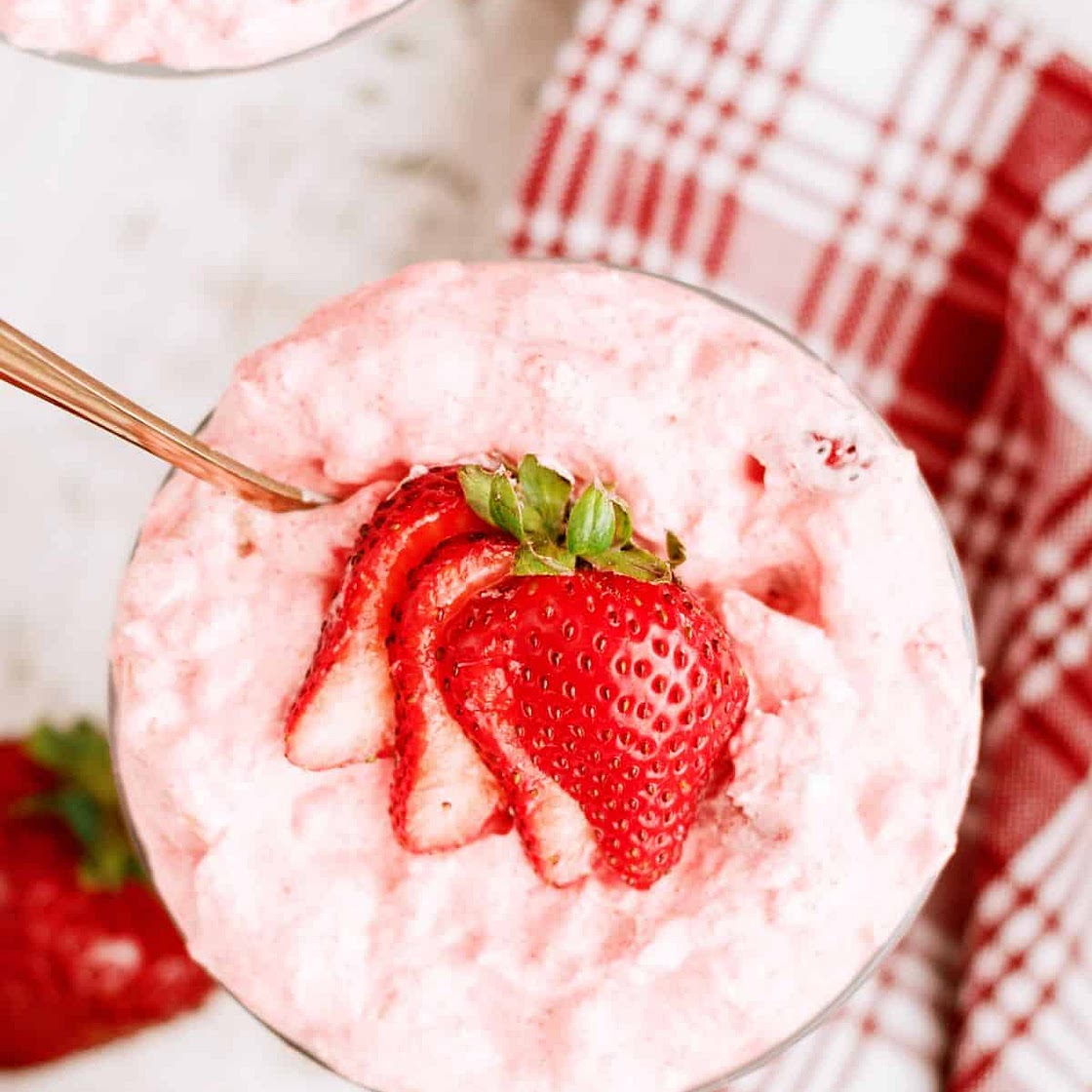 5 Minute Strawberry Jello Salad Recipe