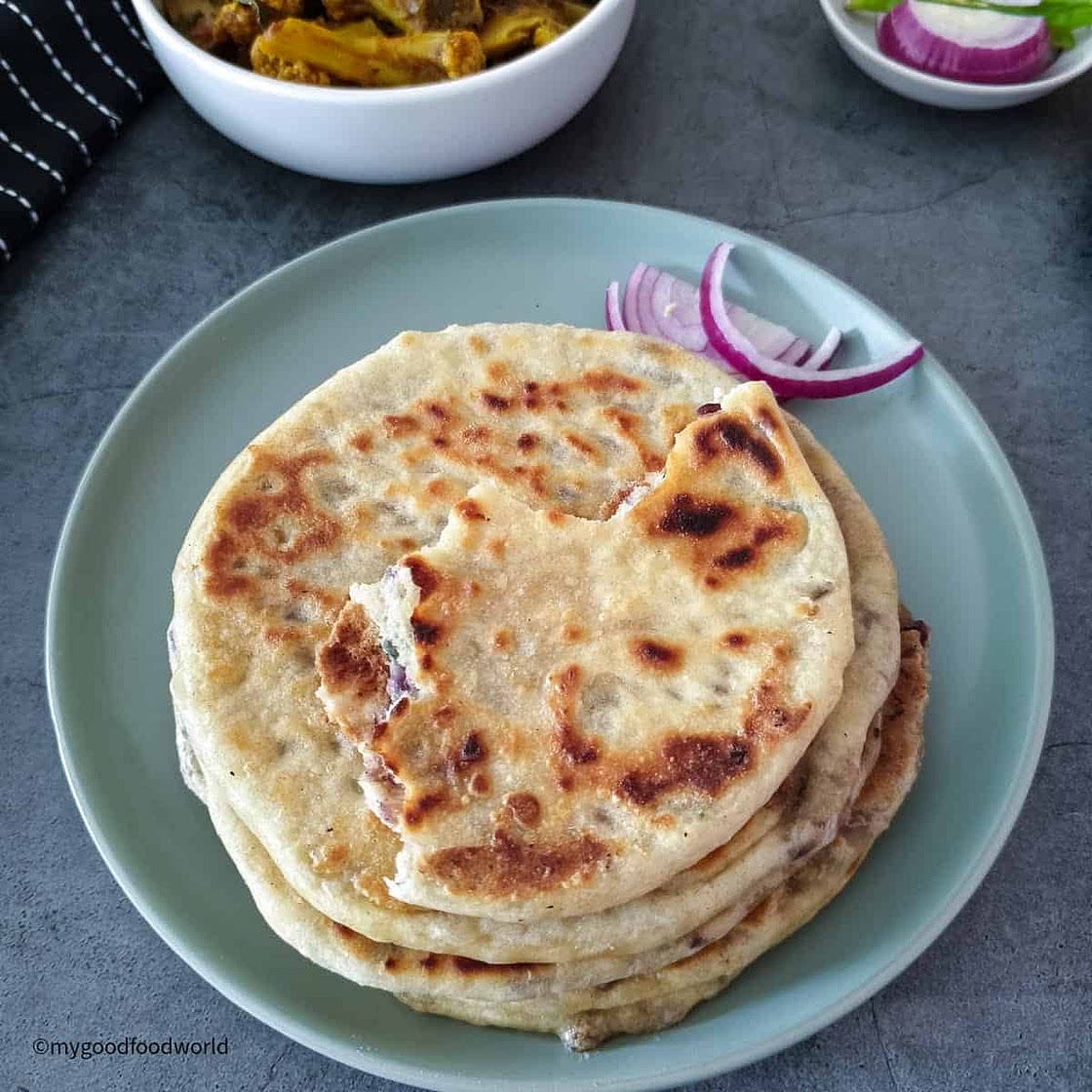 Onion Kulcha Recipe – Easy Stovetop Method