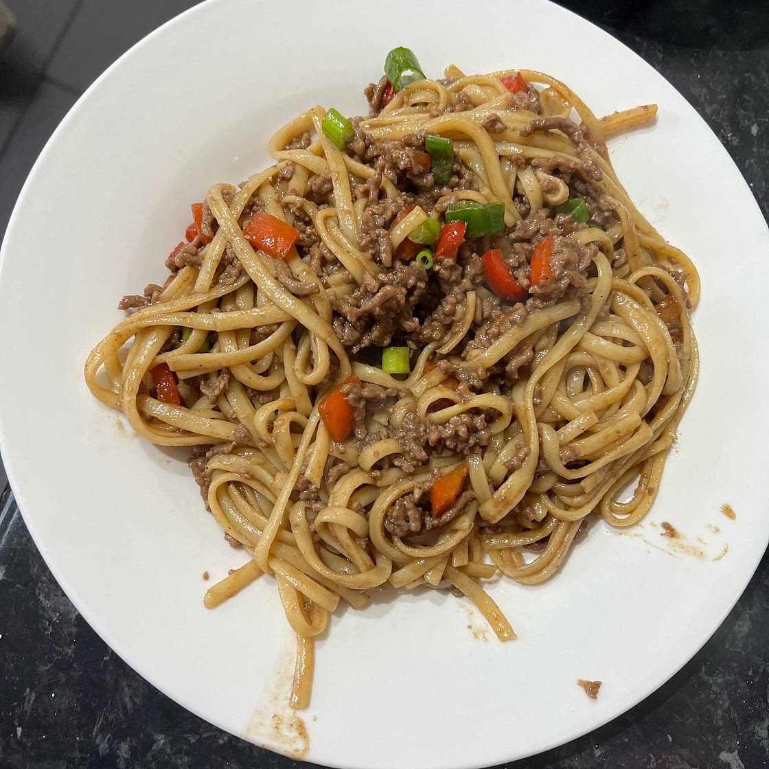 Mongolian Ground Beef Noodles