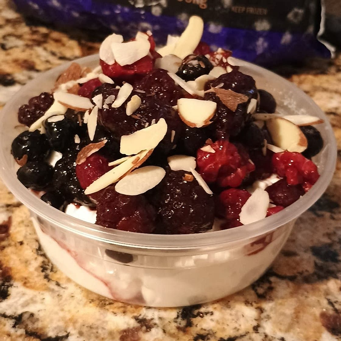 Berry Cottage Cheese Breakfast Bowl