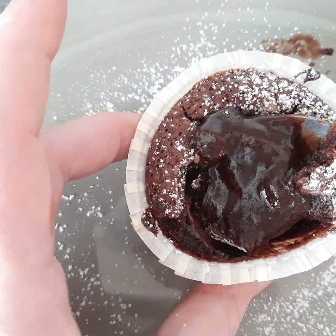 Molten Lava Nutella Cupcakes (made with spelt flour)