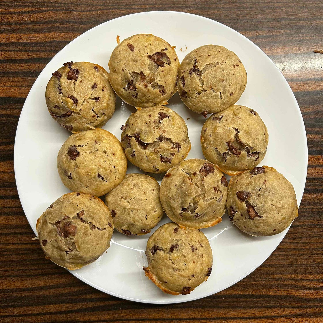 Perfect Banana Chocolate Chip Muffins! Fluffy & Moist!