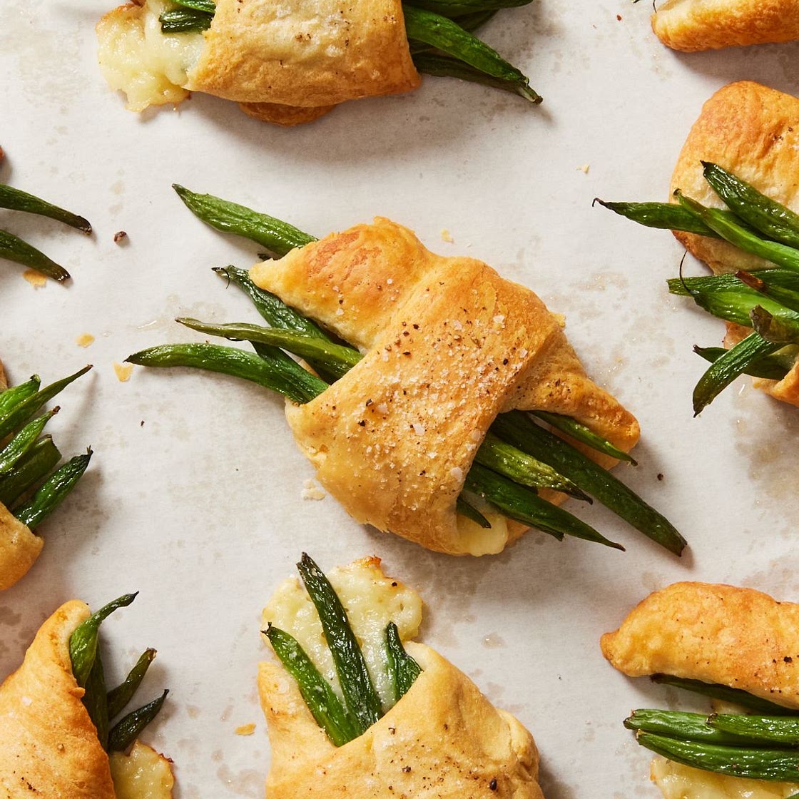 Brie, Asparagus, & Prosciutto Bundles