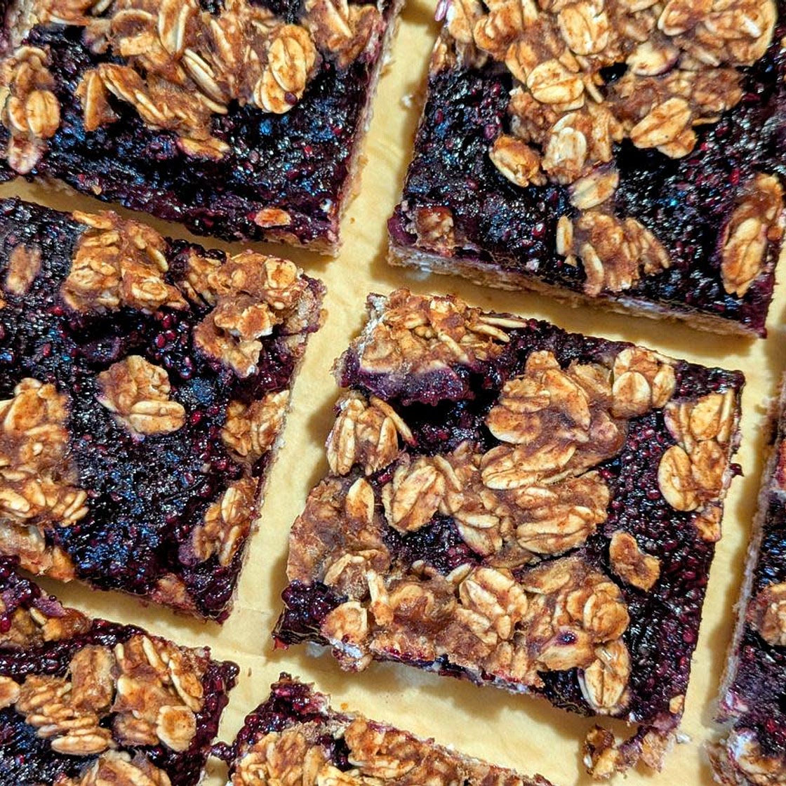 Oatmeal Berry Breakfast Bars
