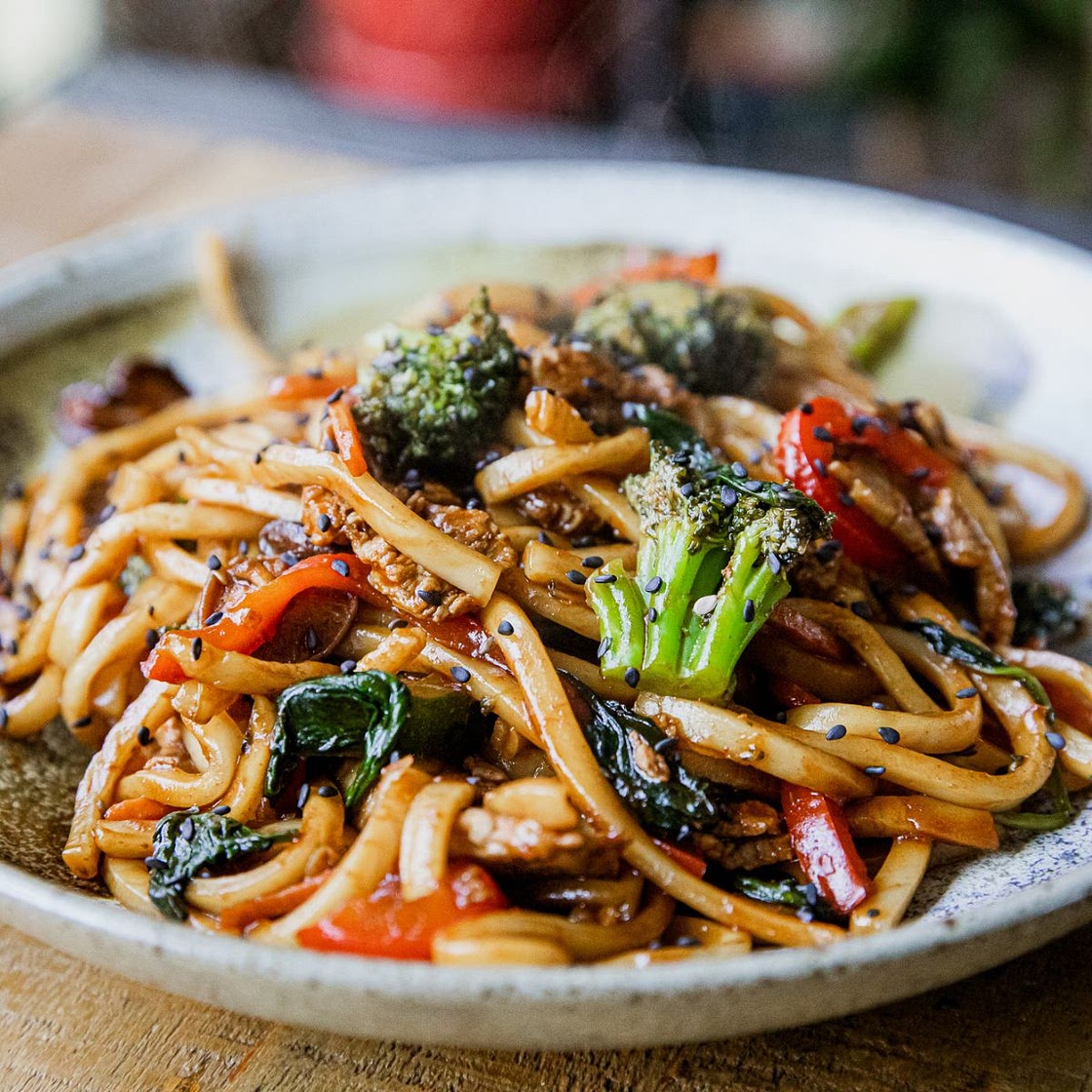 Chinese-Style Udon with Pork Tenderloin