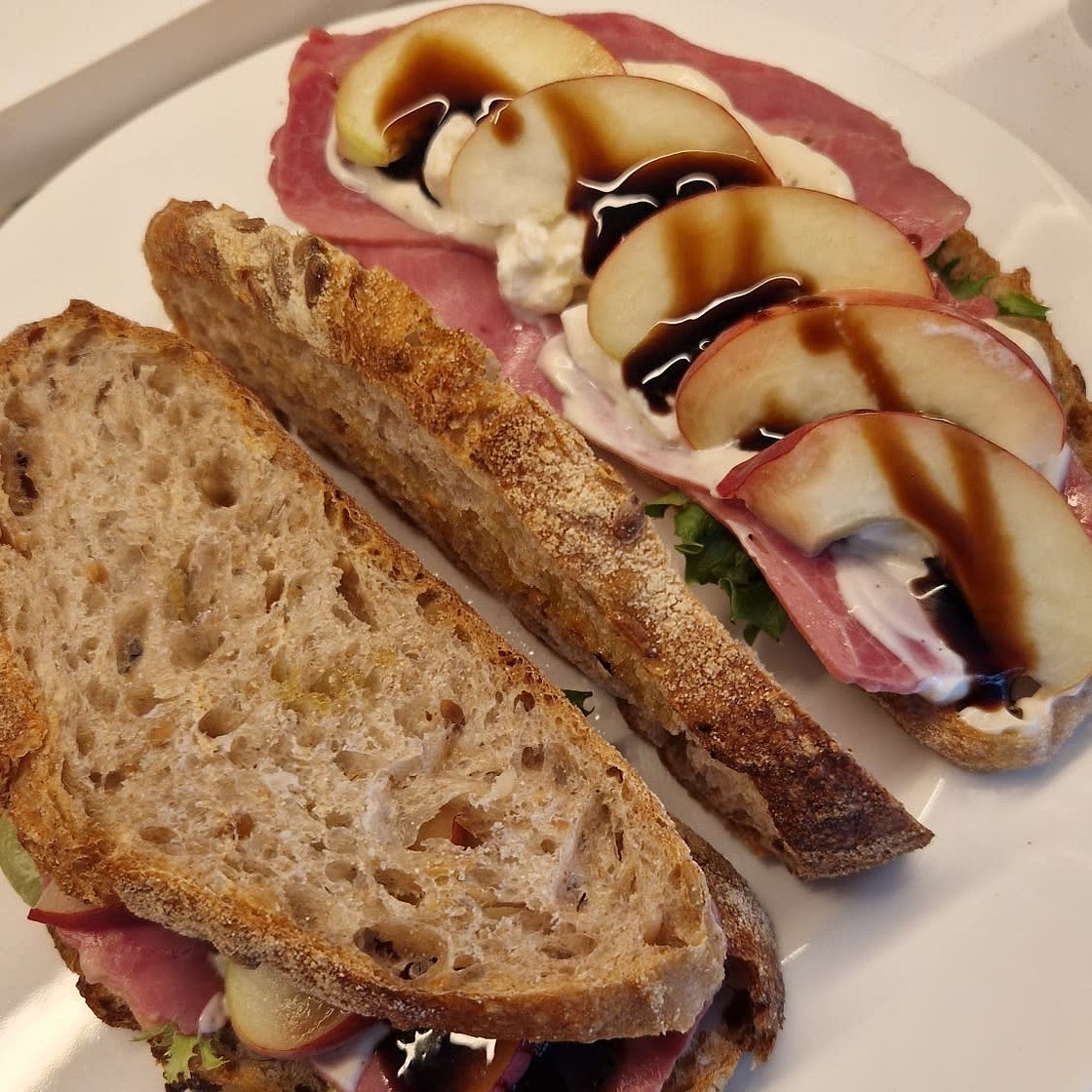 Pastrami peach sandwich
