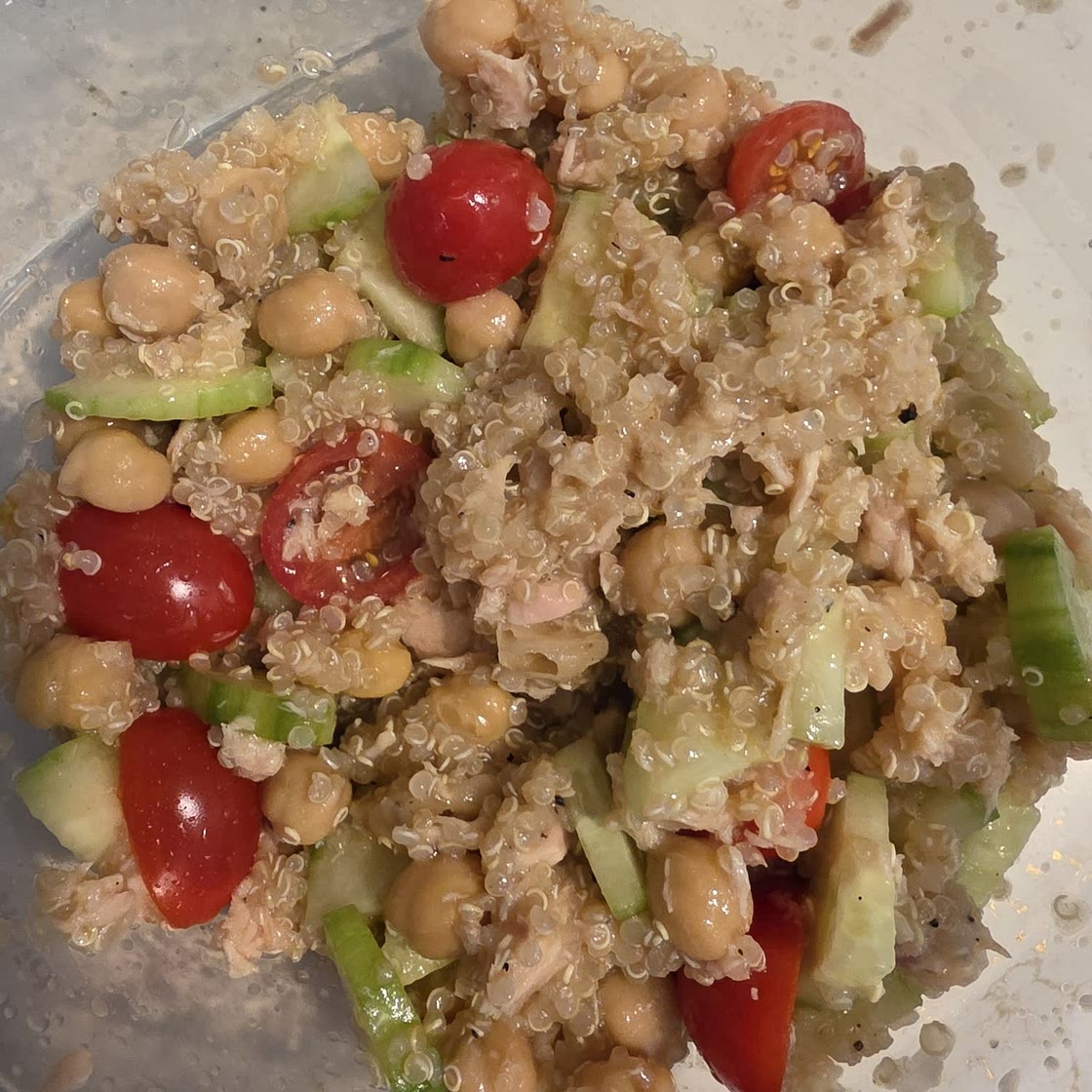 Mediterranean Quinoa Salad with Tuna