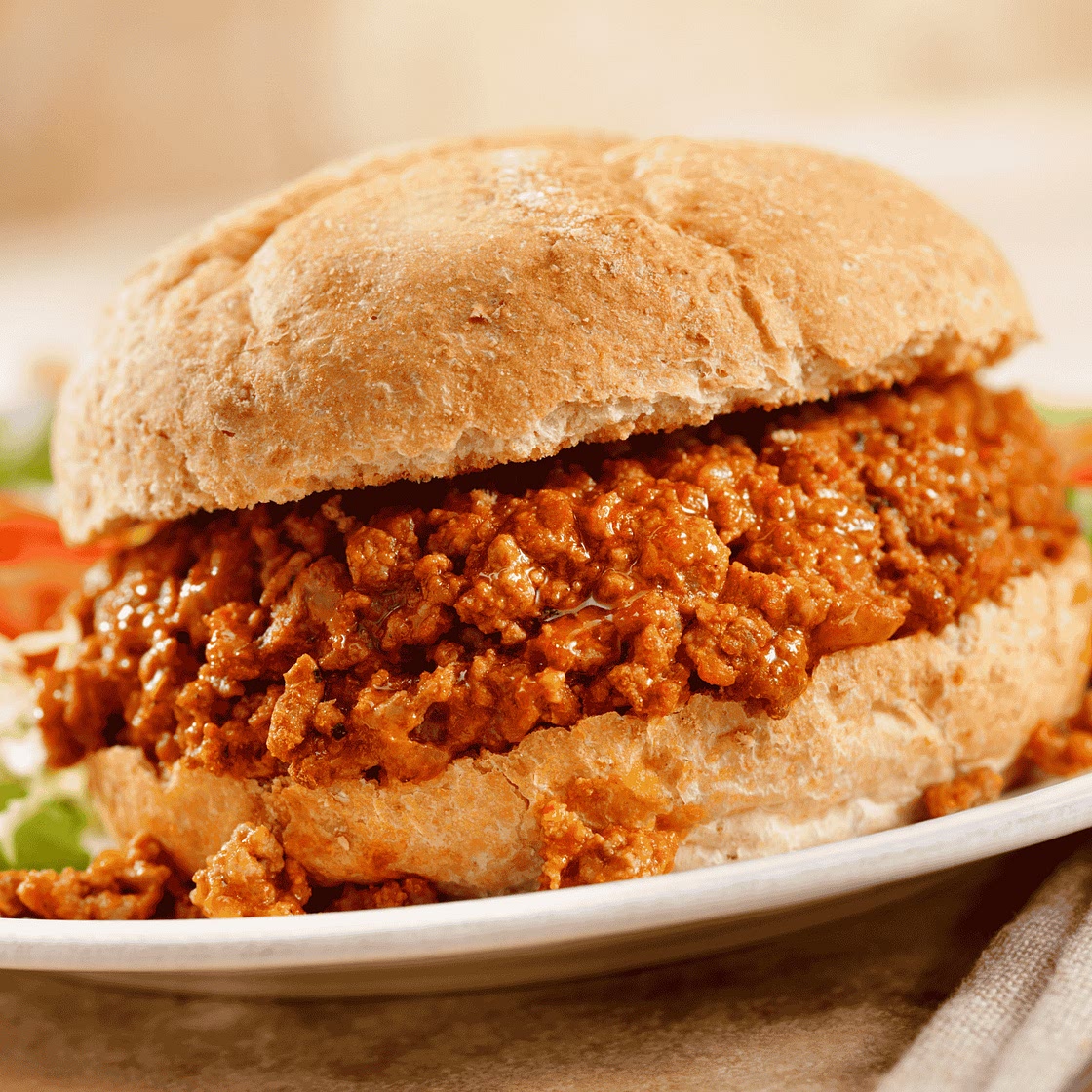 Sloppy Joe (Saucy Minced Beef Sandwich)