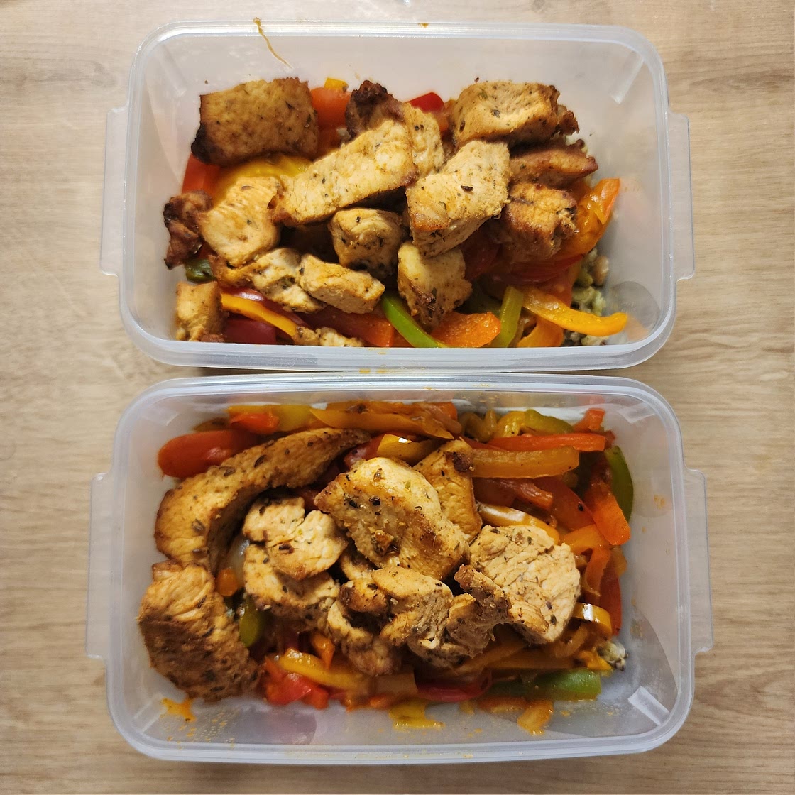Chicken Fajita Meal Prep Lunch Bowls