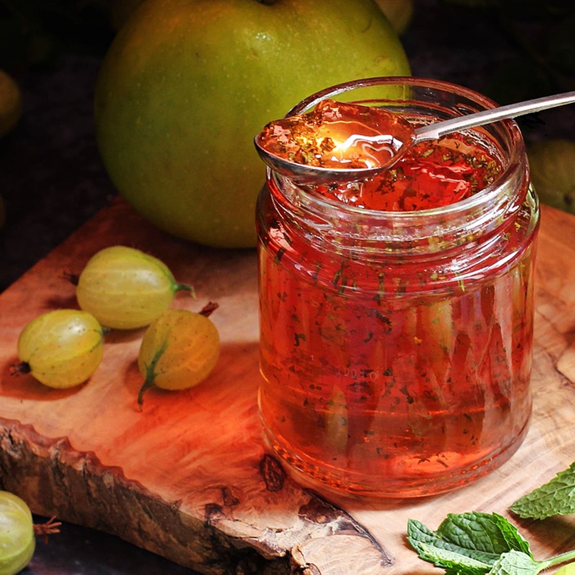 Gooseberry, Apple & Mint Jelly
