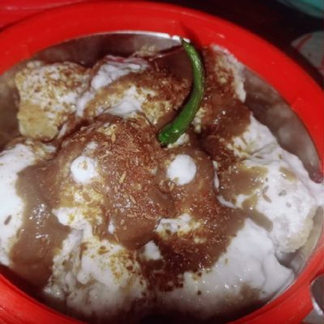दही भले (Dahi Bhalle Recipe In Hindi)