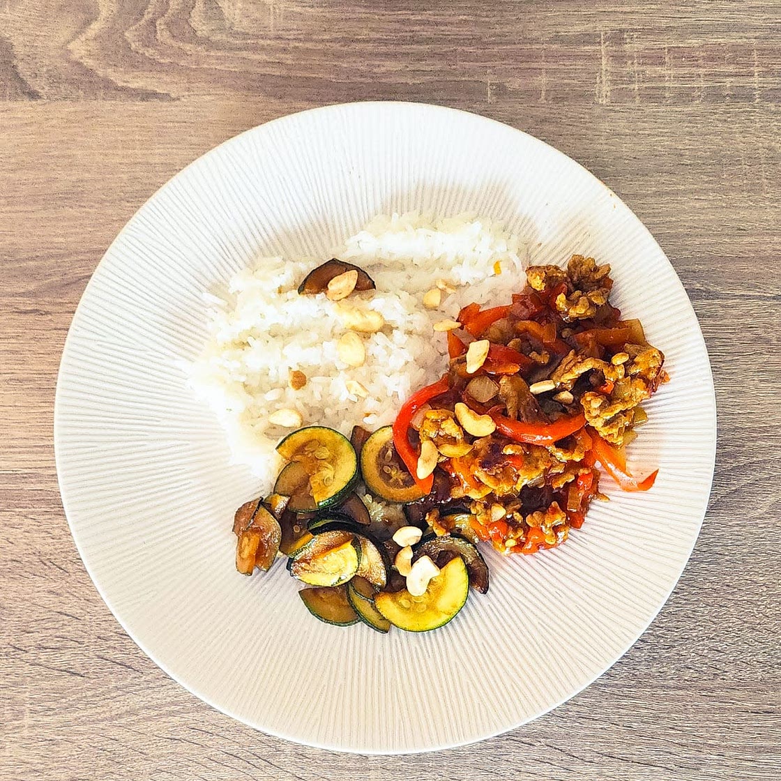 Bowl de dinde et poulet façon kung pao