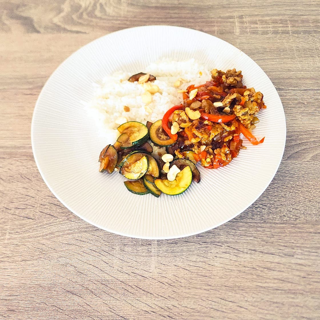 Bowl de dinde et poulet façon kung pao