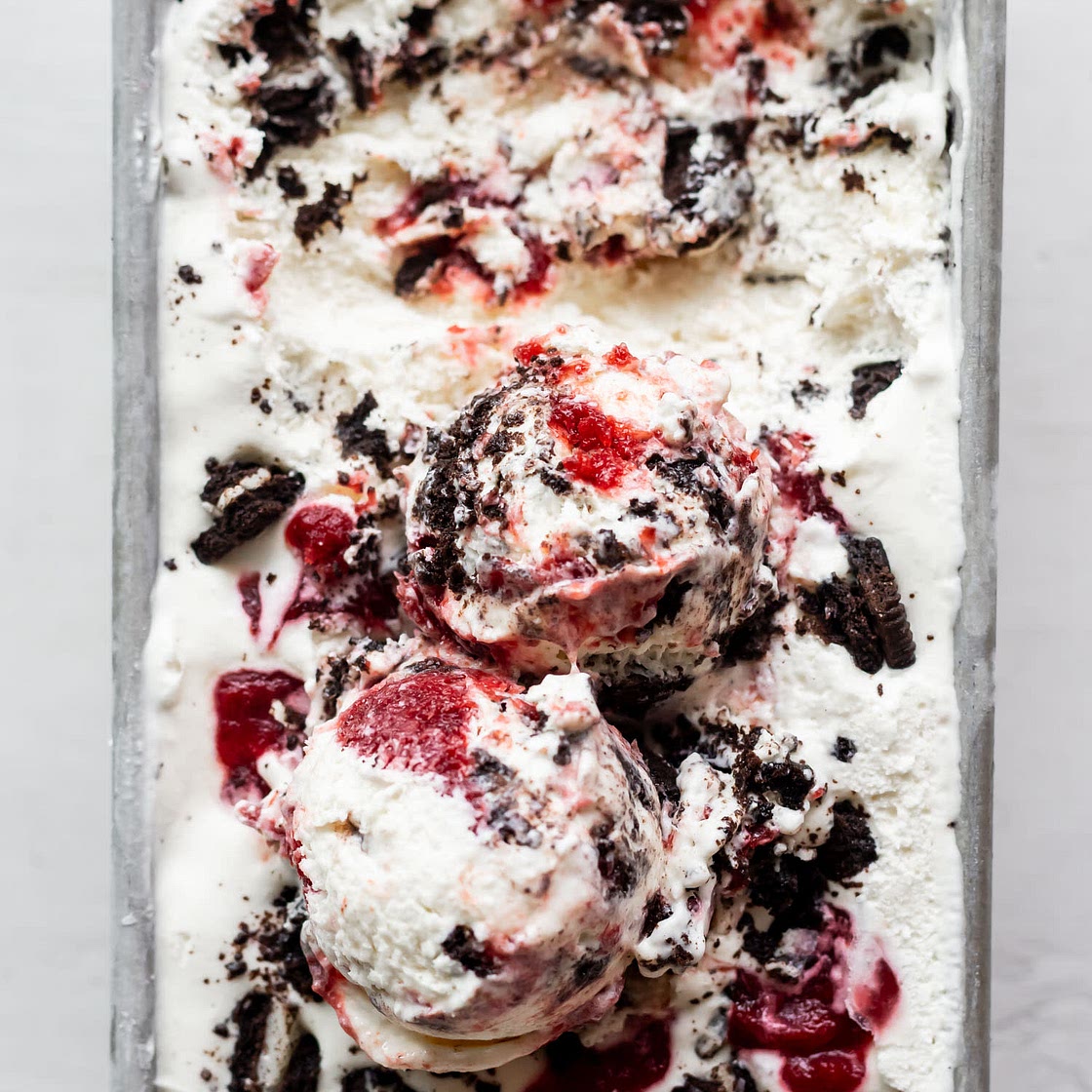 No Churn Cookies and Cream