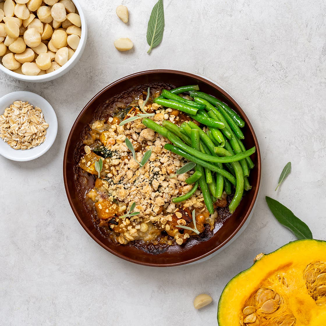 Macadamia crumble pots