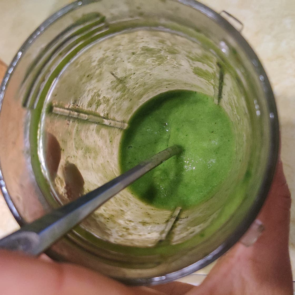 Copycat Tropical Smoothie Detox smoothie