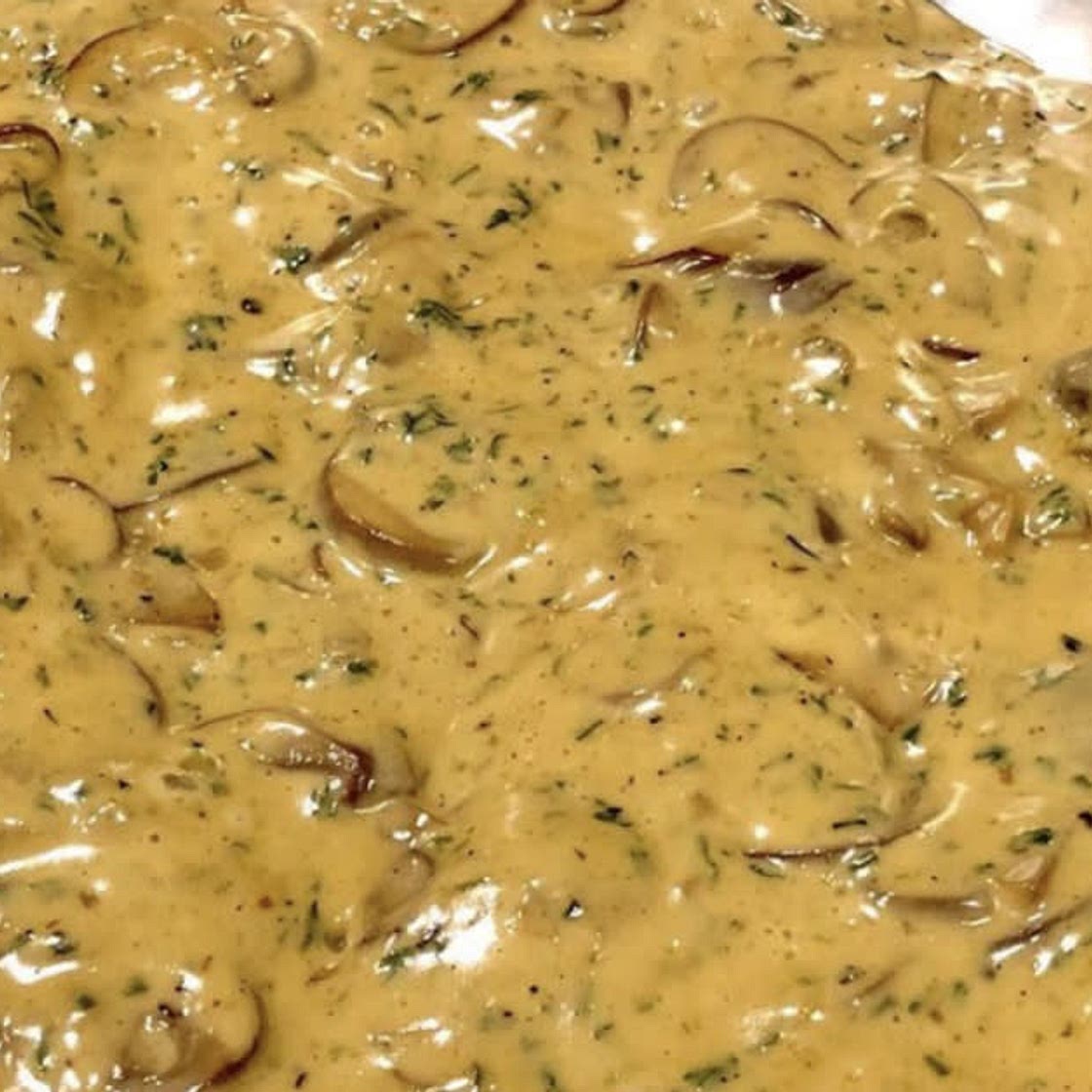 My garlic pepper mushroom creamy gravy