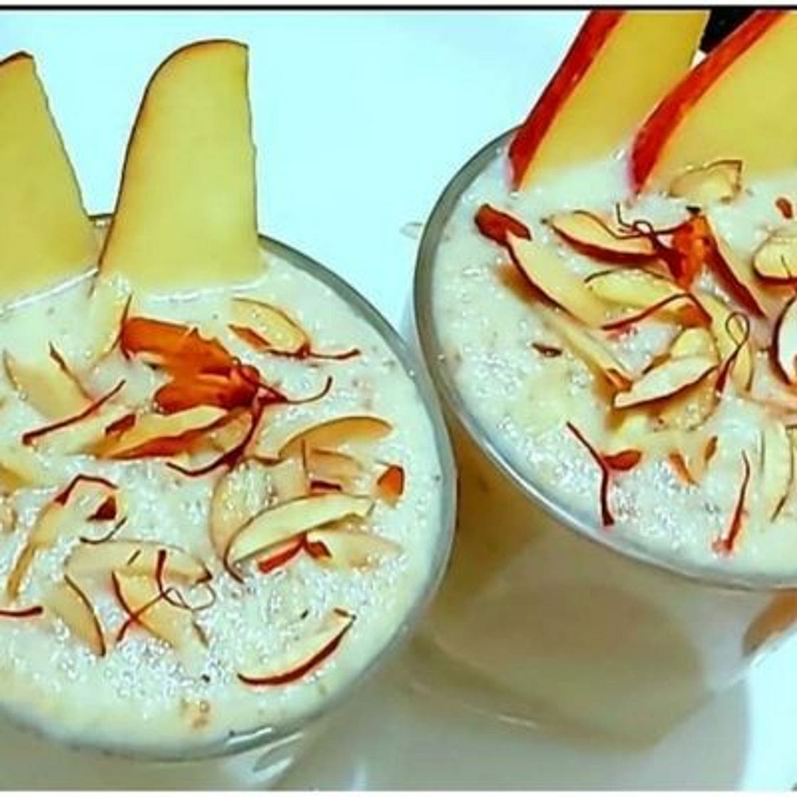 एप्पल स्मूदी (apple smoothie recipe in Hindi)