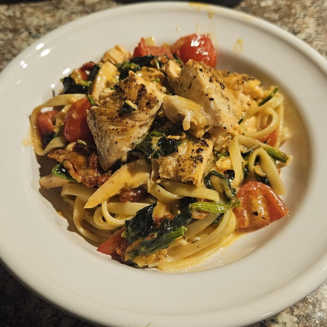 Healthy & Creamy Tuscan Salmon Pasta