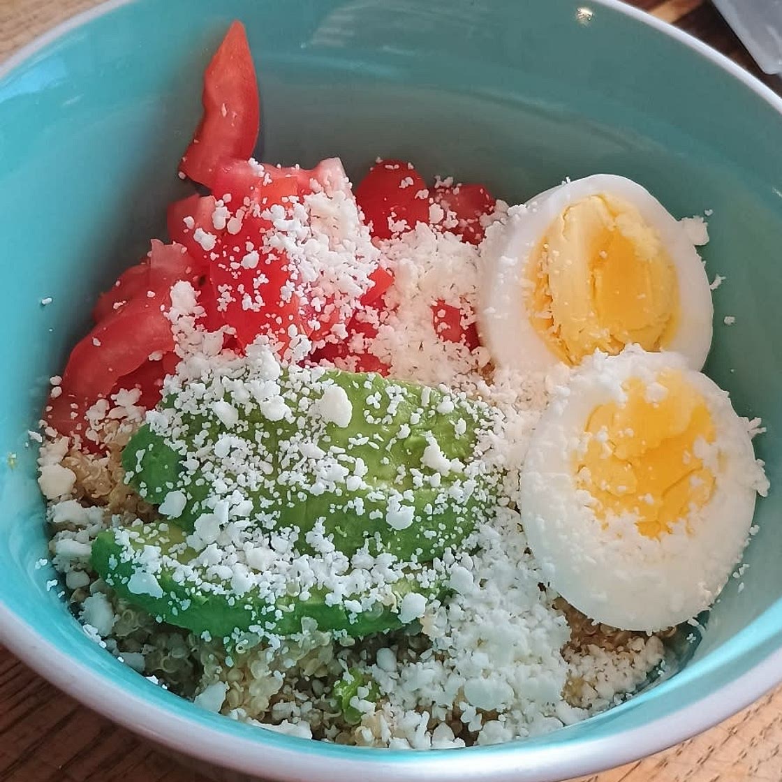 Quinoa Avocado Breakfast Bowl Recipe
