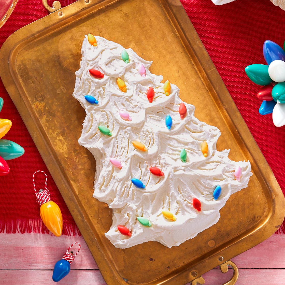 Retro Christmas Tree Cake