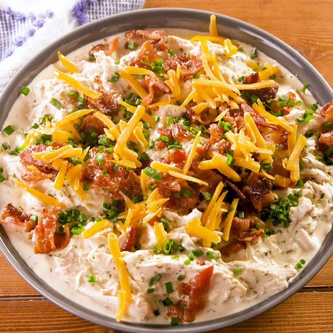 Keto Creamy Cheddar Bacon Chicken