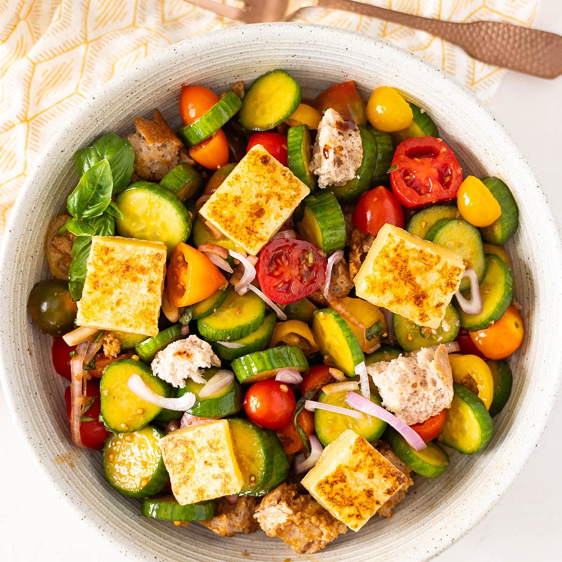 Gluten Free Balsamic Panzanella Salad (Dairy Free)