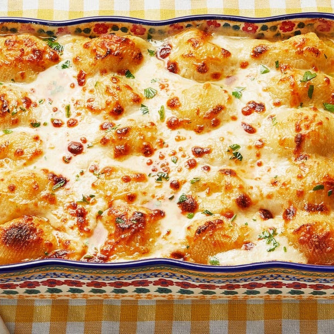 Chicken Alfredo Stuffed Shells