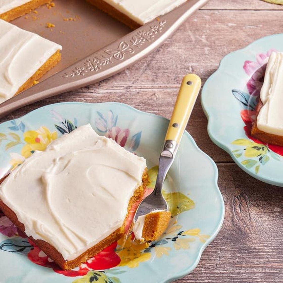 Pumpkin Sheet Cake With Cream Cheese Frosting