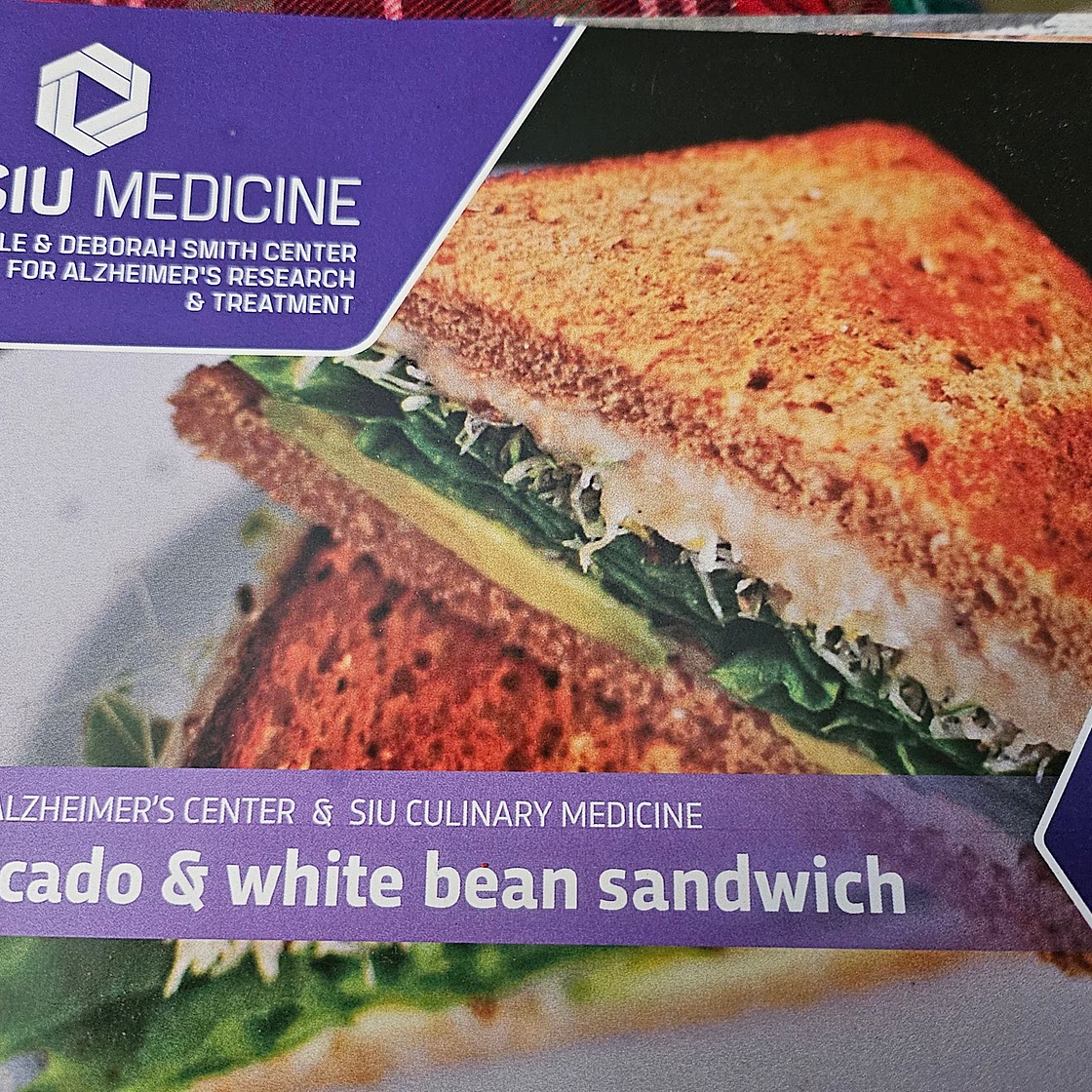 Avocado and white bean sandwich