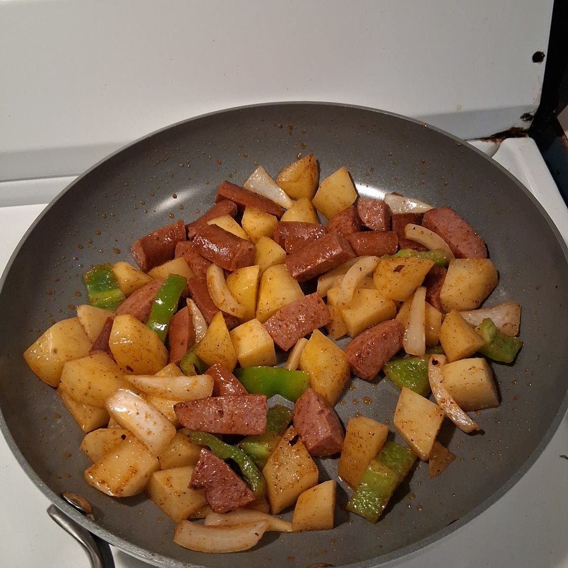 Sausage, potatoes, and pepper skillet