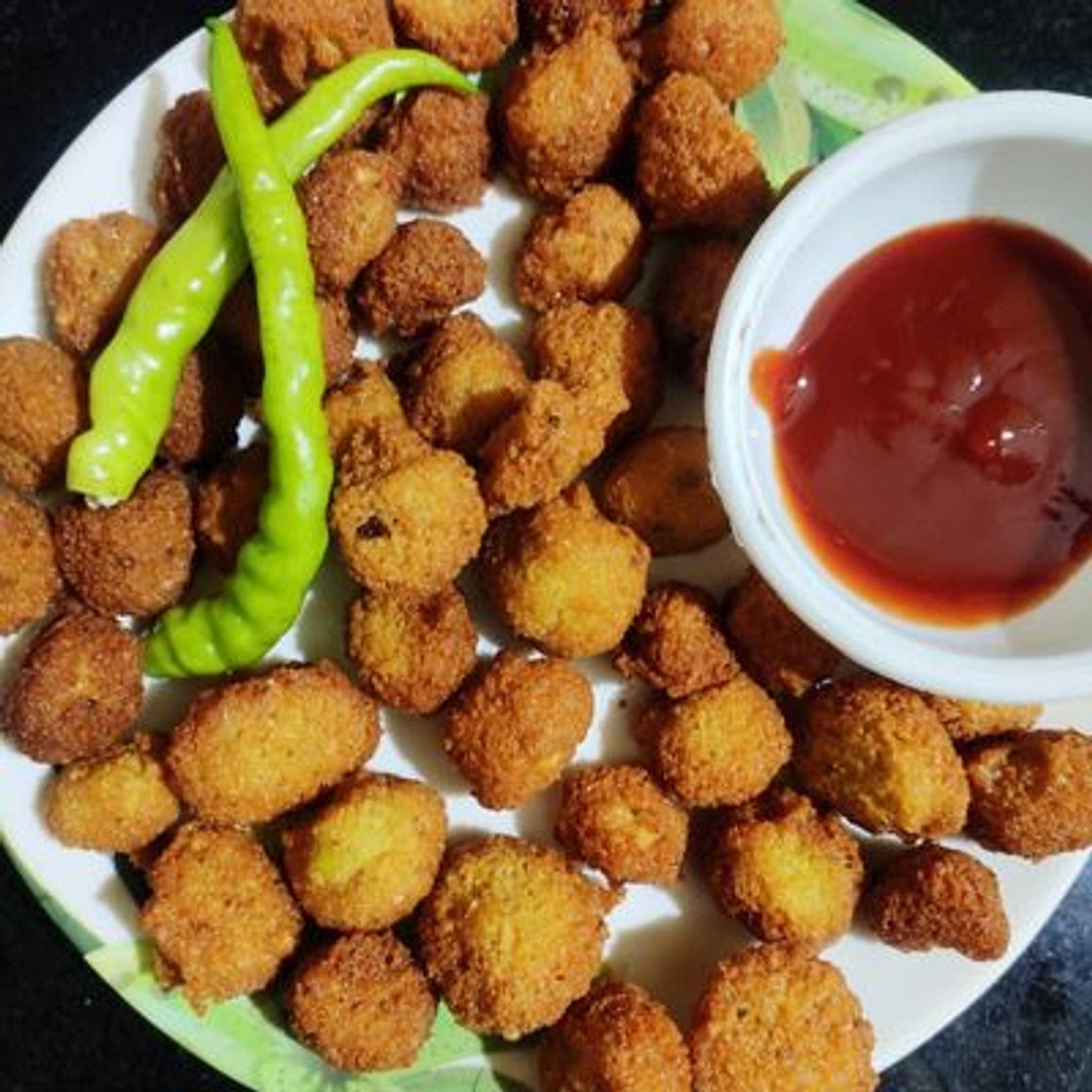 चने की दाल के पकौड़े (Chane Dal Pakode Recipe In Hindi)