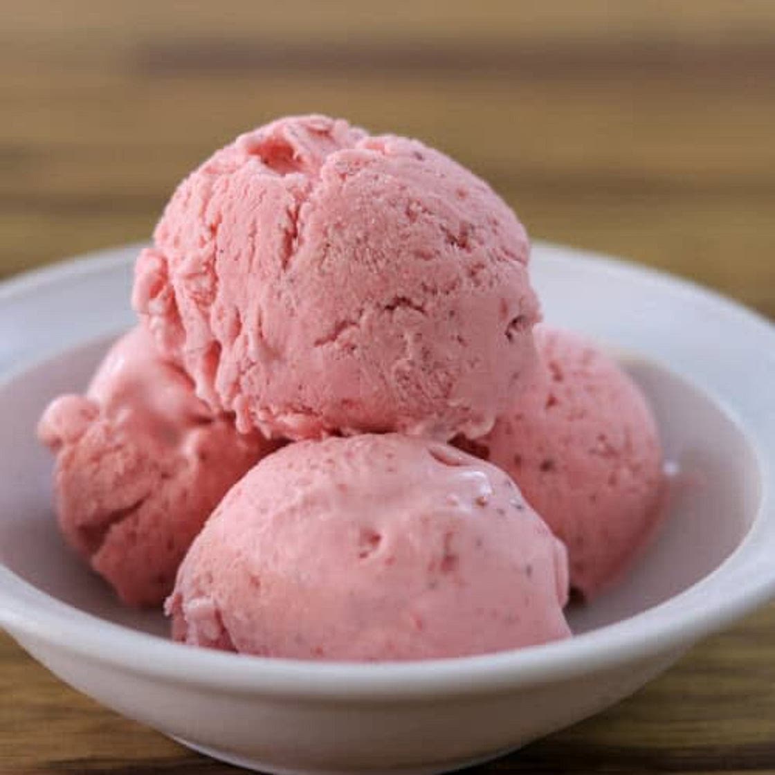 Homemade Strawberry Ice cream