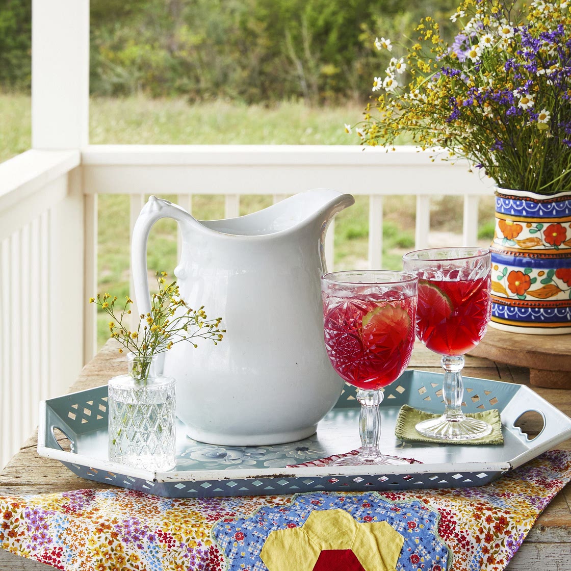 Strawberry-Lemonade Punch
