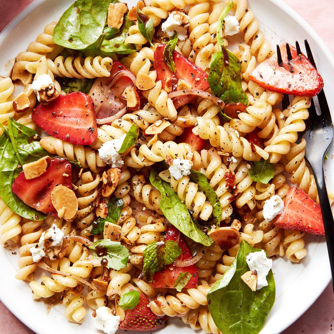 Strawberry Balsamic Pasta Salad