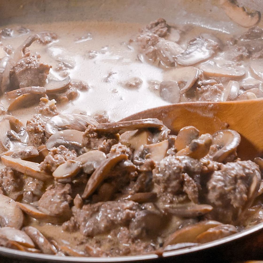 Keto Beef Stroganoff