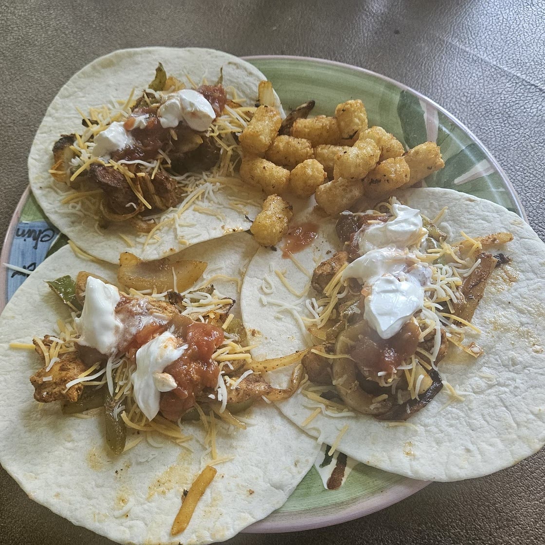 Air Fryer Chicken Fajita Dinner