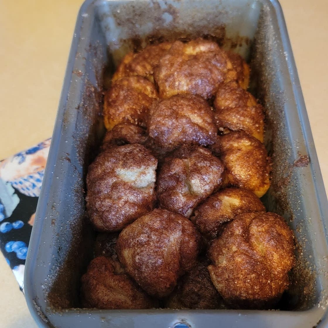 Cinnamon Sugar Monkey Bread (uses pizza dough)