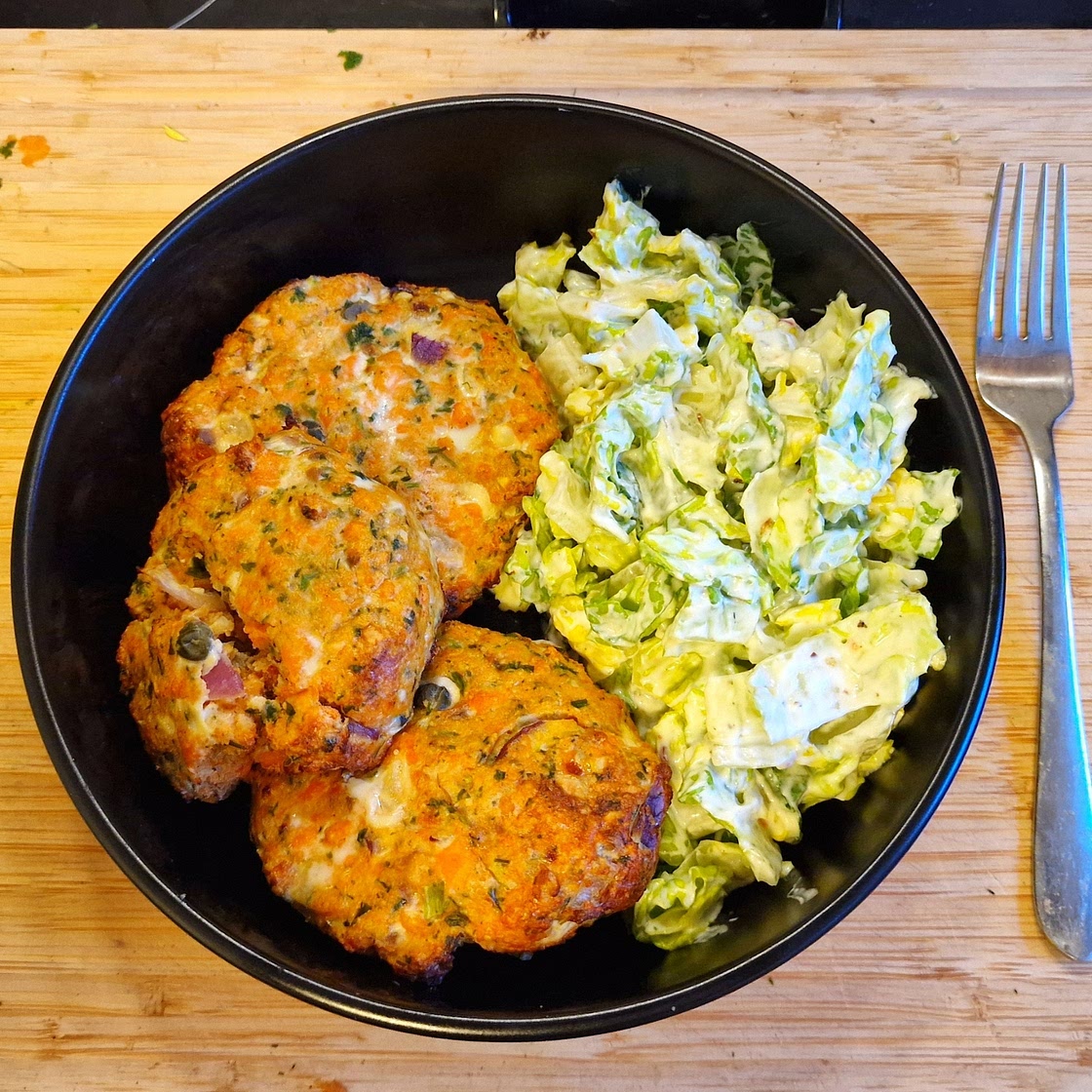 Salmon Burgers with Slaw
