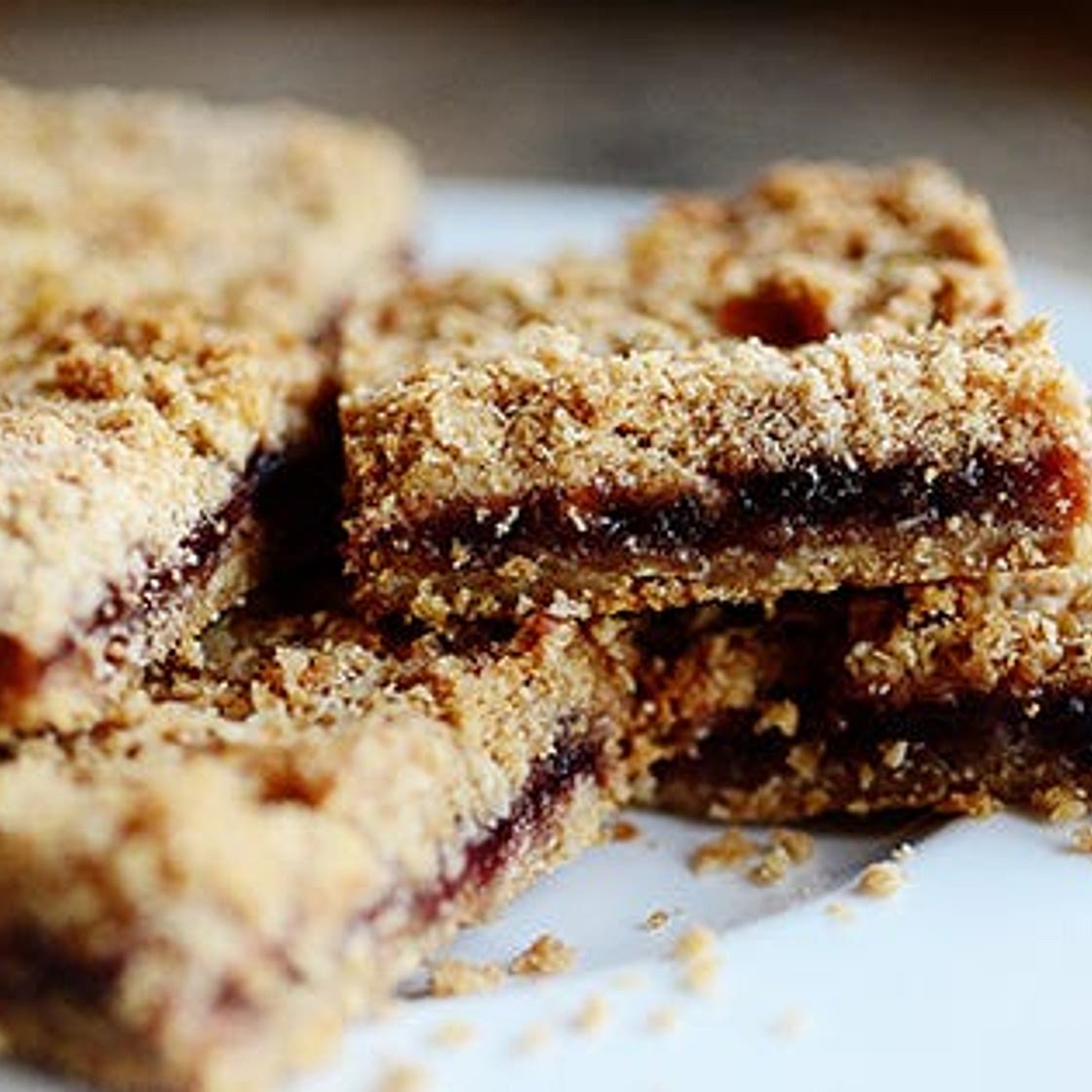 Strawberry Oatmeal Bars