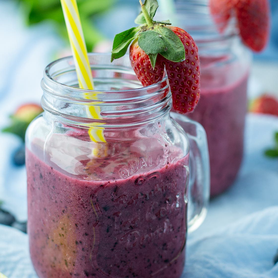 Frozen smoothie forest fruit