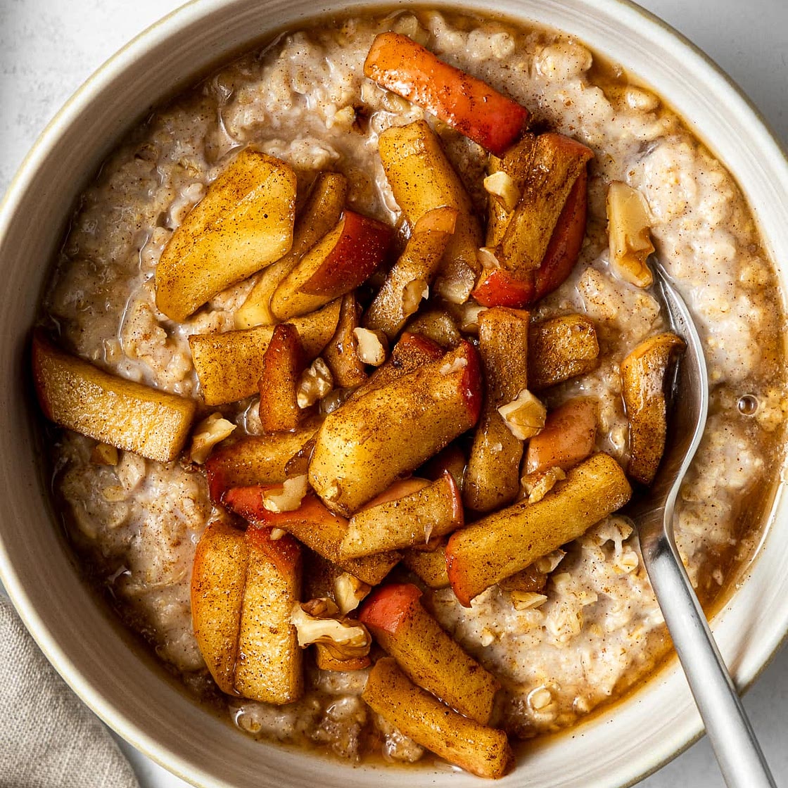 Apple Cinnamon Oatmeal