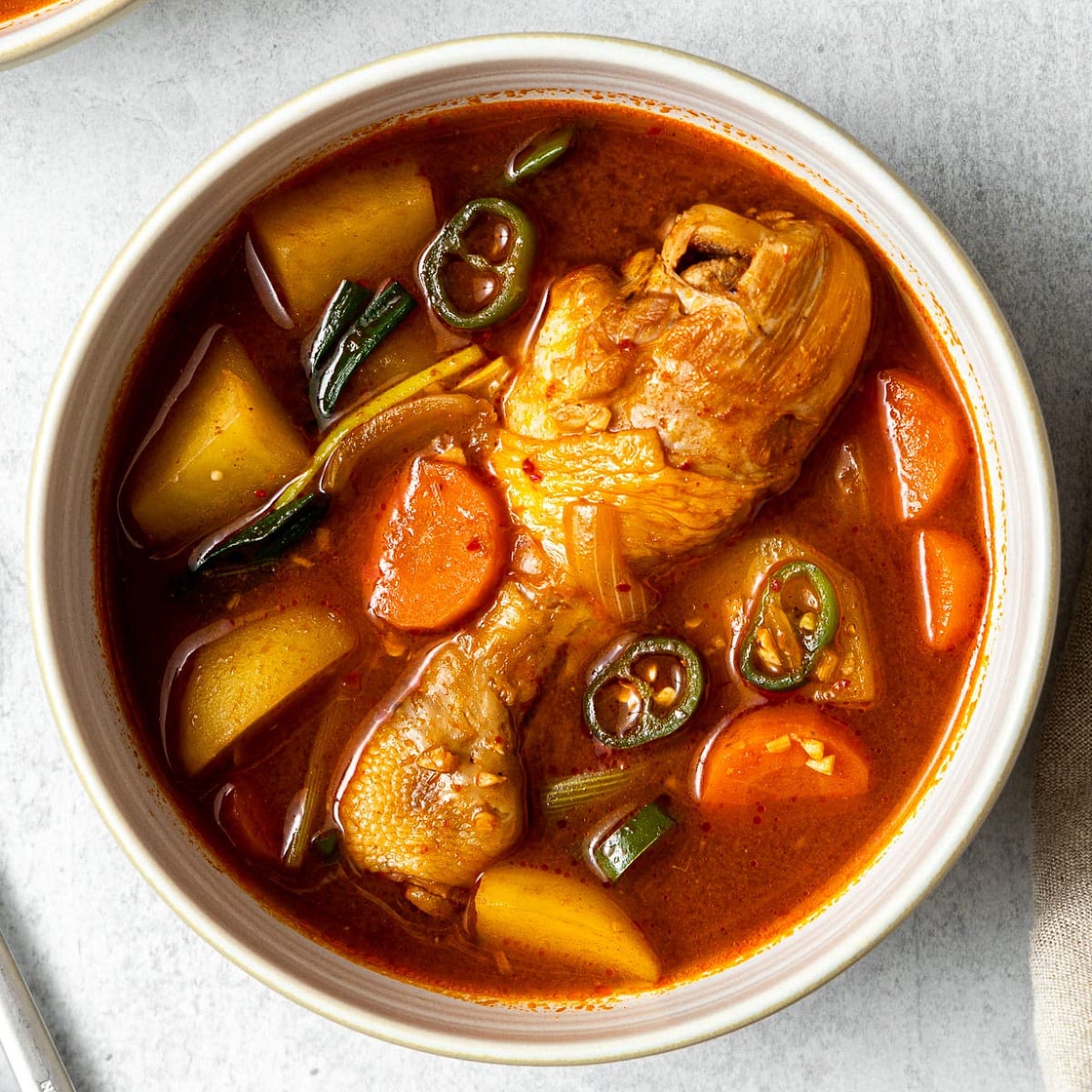 Dakbokkeumtang (Spicy Korean Chicken Stew)